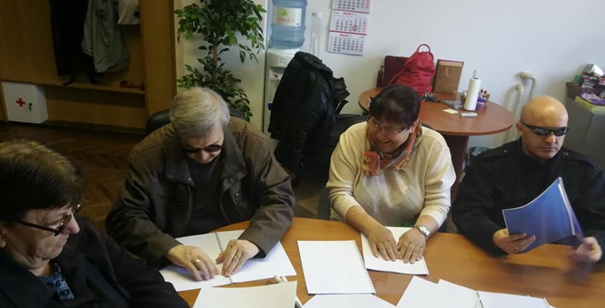 Edukativni materijal o gospodarenju otpadom Grad Karlovac izdao i na Brailleovom pismu