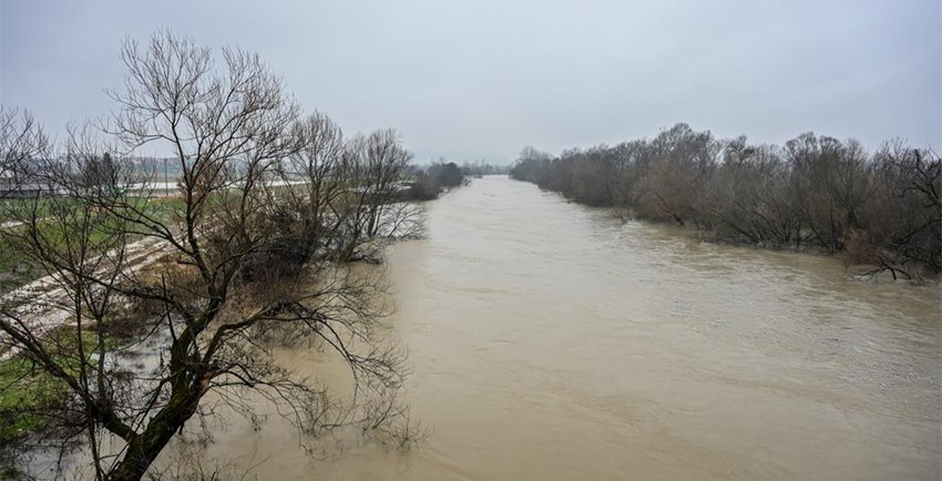 Stožer Civilne zaštite grada Karlovca: Sve službe na terenu, nema dojava o poplavljenim objektima